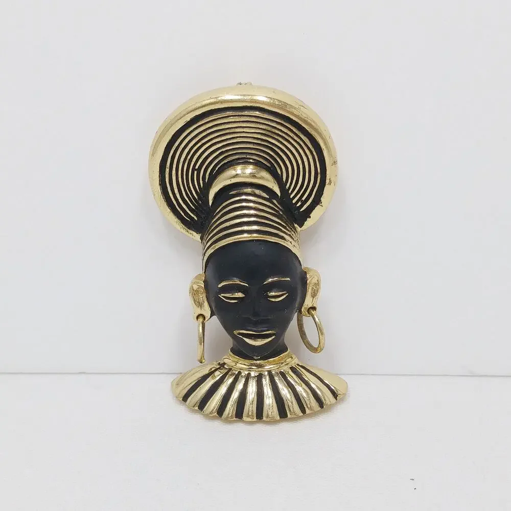 Vintage Art Deco Tribal Queen Black Enamel Gold Tone Brooch - Picture 4 of 10